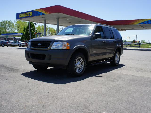 Photo of 2002 Ford Explorer