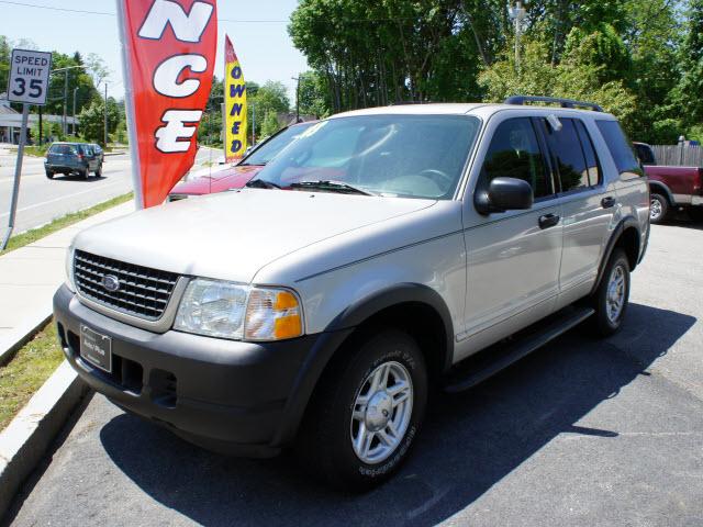 Photo of 2003 Ford Explorer