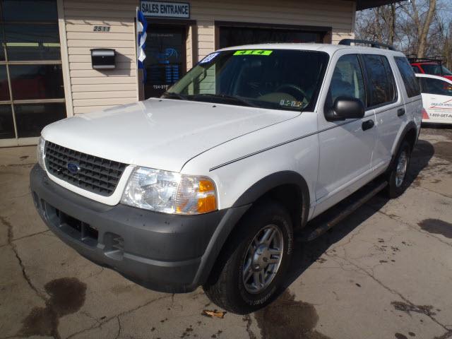Photo of 2003 Ford Explorer