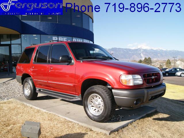 Photo of 2000 Ford Explorer