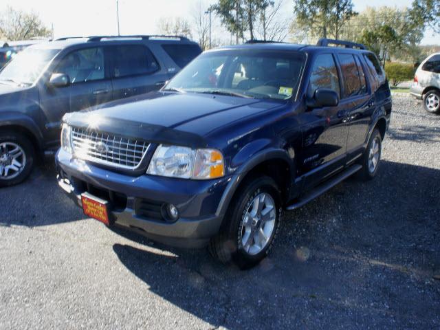 Photo of 2005 Ford Explorer
