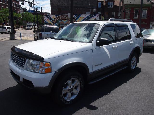 Photo of 2005 Ford Explorer