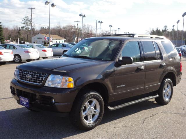 Photo of 2005 Ford Explorer