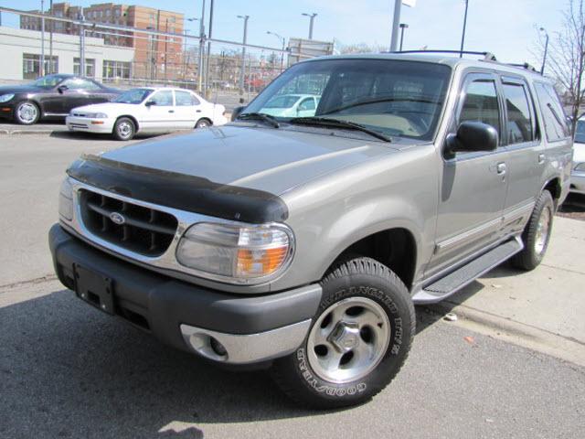 Photo of 2001 Ford Explorer