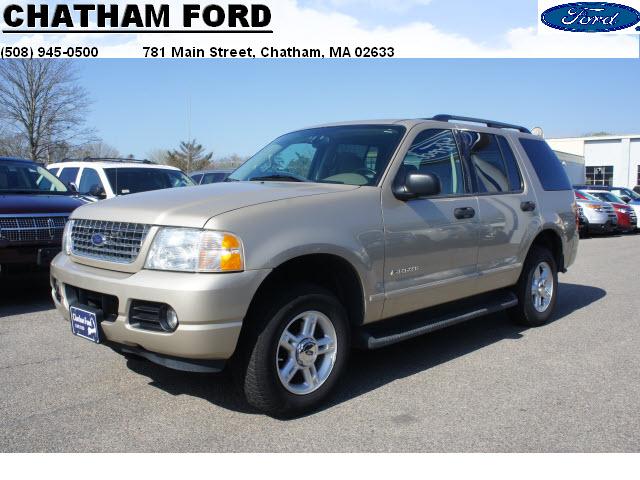 Photo of 2004 Ford Explorer