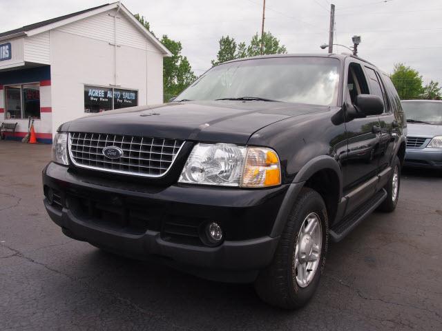 Photo of 2003 Ford Explorer