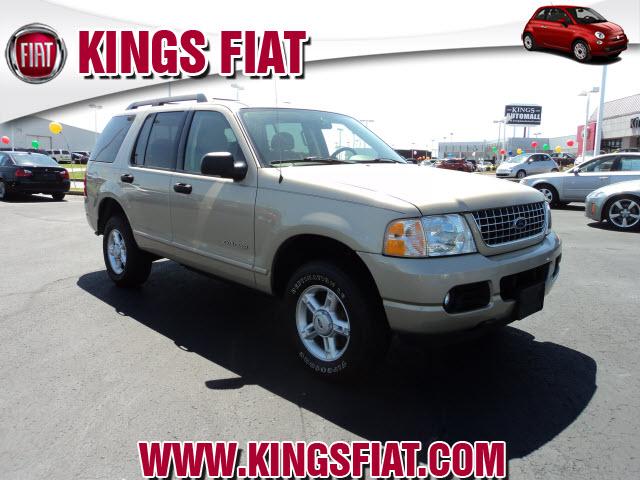 Photo of 2005 Ford Explorer