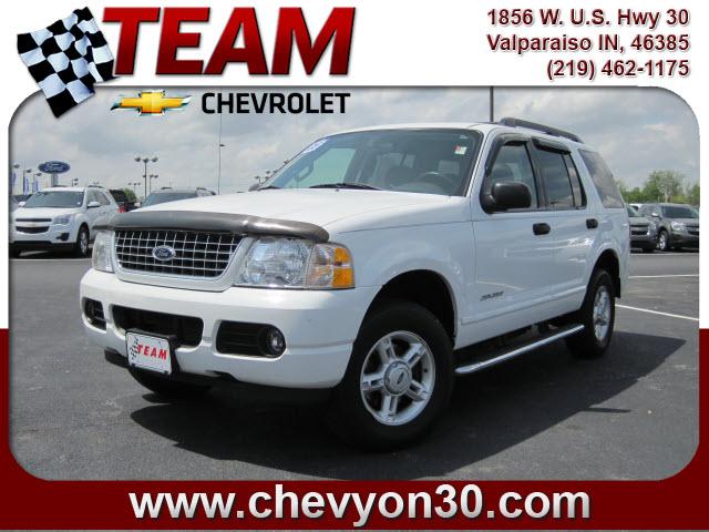 Photo of 2005 Ford Explorer