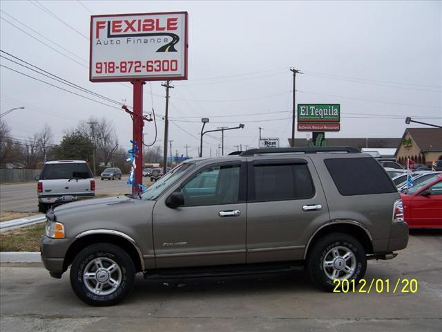 Photo of 2005 Ford Explorer