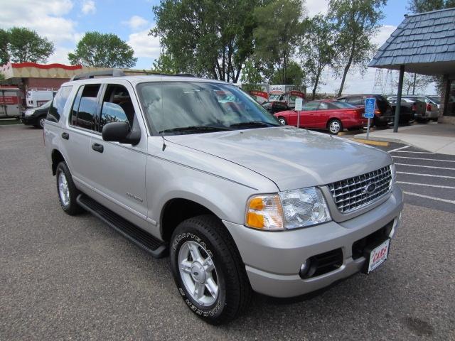 Photo of 2005 Ford Explorer