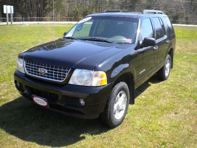 Photo of 2005 Ford Explorer