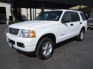 Photo of 2005 Ford Explorer