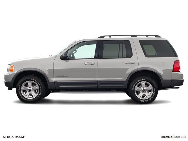 Photo of 2005 Ford Explorer