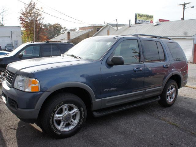 Photo of 2002 Ford Explorer