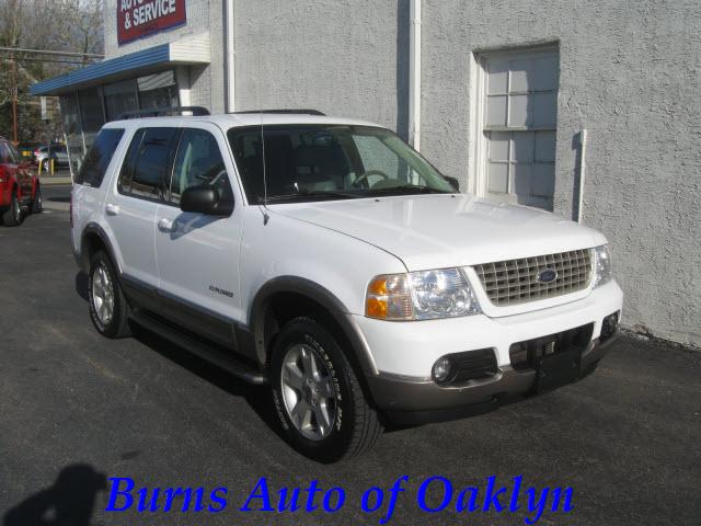 Photo of 2004 Ford Explorer