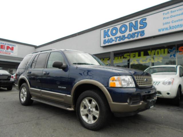 Photo of 2004 Ford Explorer