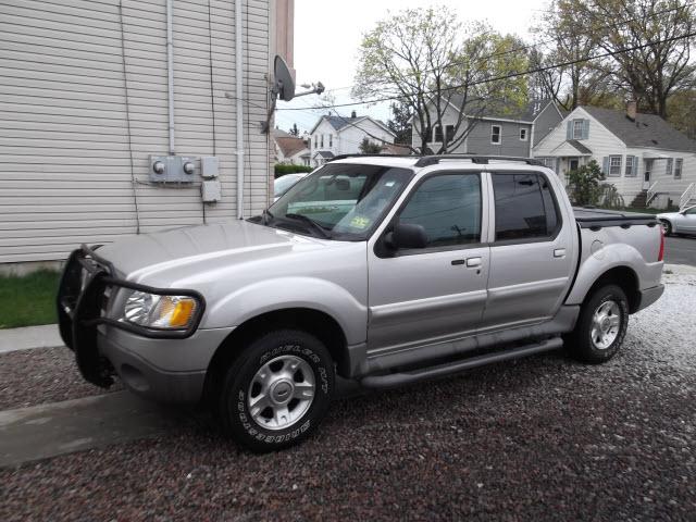Photo of 2003 Ford Explorer Sport Trac