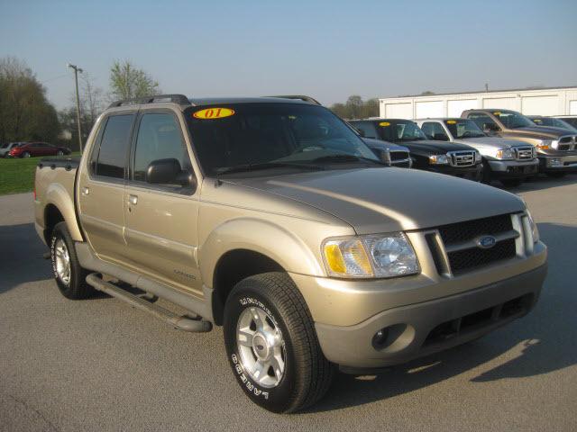 Photo of 2001 Ford Explorer Sport Trac
