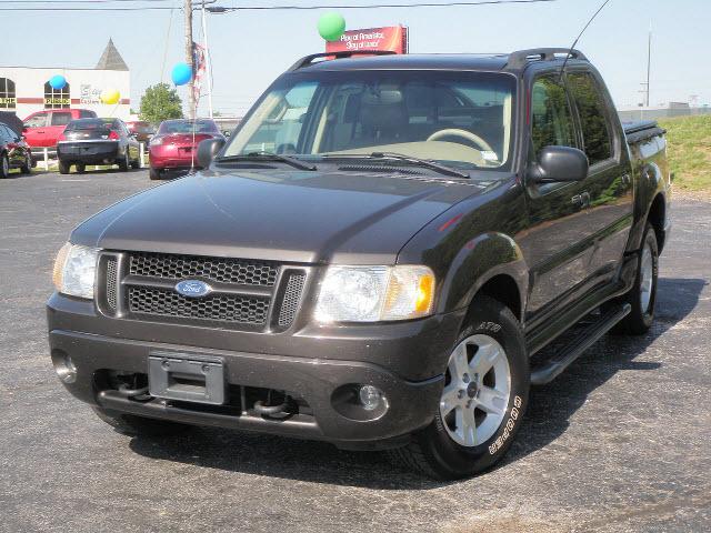 Photo of 2005 Ford Explorer Sport Trac