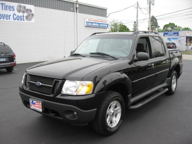 Photo of 2005 Ford Explorer Sport Trac