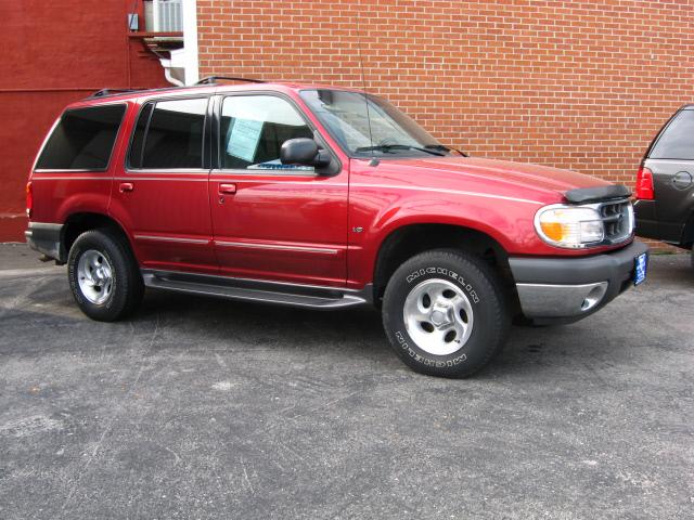 Photo of 2001 Ford Explorer