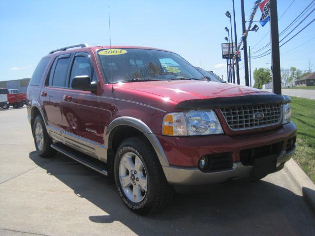 Photo of 2004 Ford Explorer