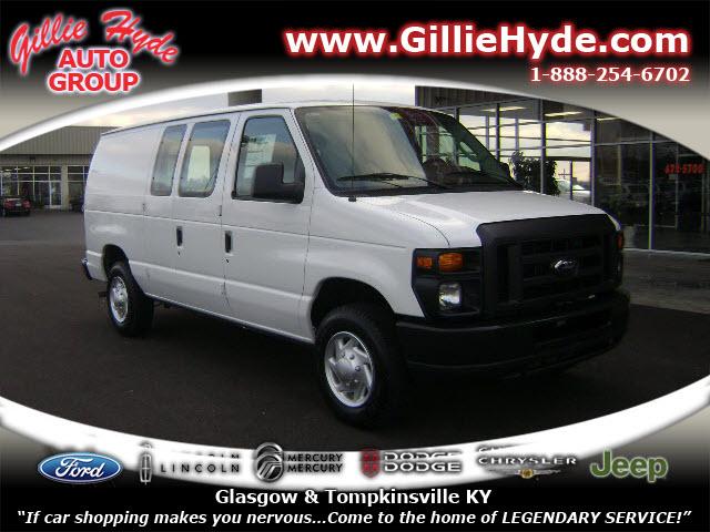 Photo of 2011 Ford E-150