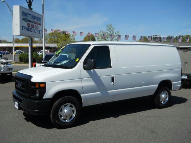 Photo of 2011 Ford E-250