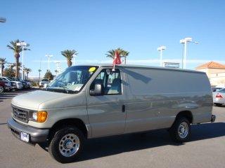 Photo of 2006 Ford E-250