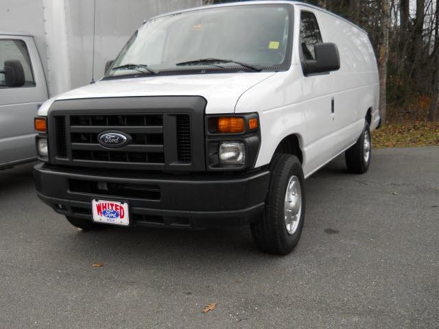 Photo of 2010 Ford E-250