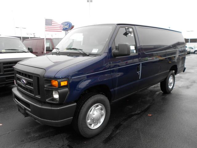 Photo of 2011 Ford E350