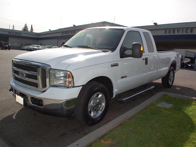 Photo of 2005 Ford F-250 Super Duty