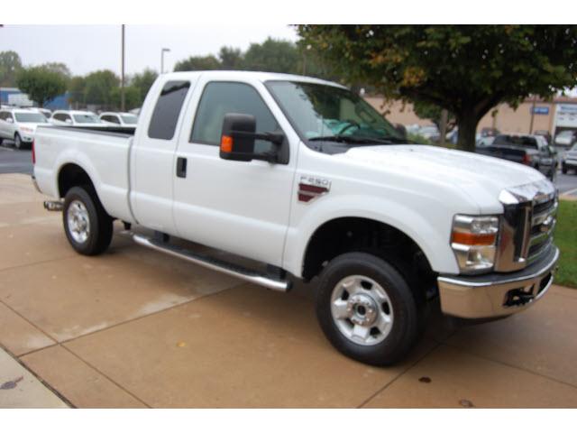 Photo of 2010 Ford F-250 Super Duty