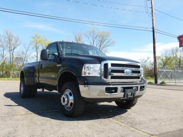Photo of 2005 Ford F-350 Super Duty