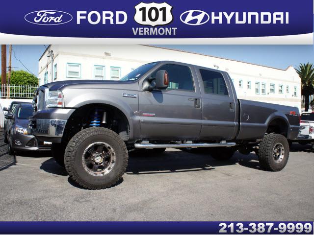 Photo of 2006 Ford F-350 Super Duty