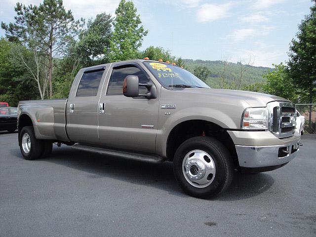 Photo of 2005 Ford F-350 Super Duty