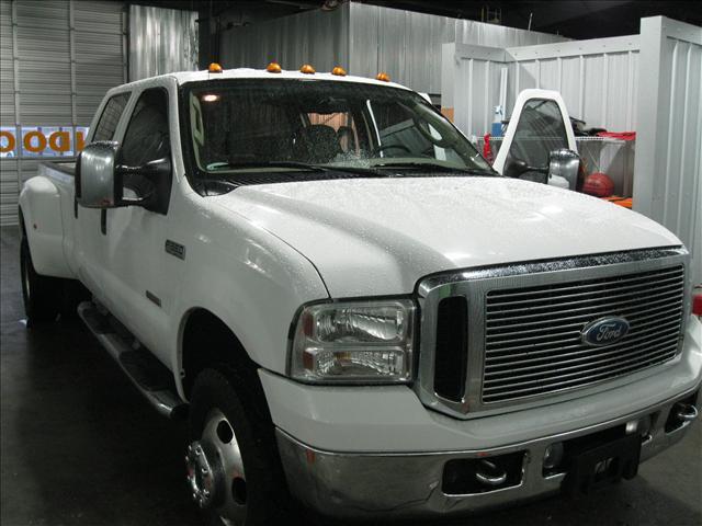 Photo of 2006 Ford F-350 Super Duty