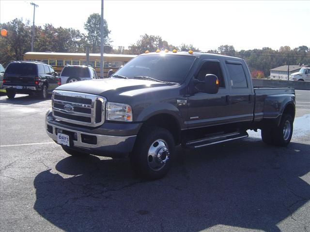 Photo of 2006 Ford F-350 Super Duty