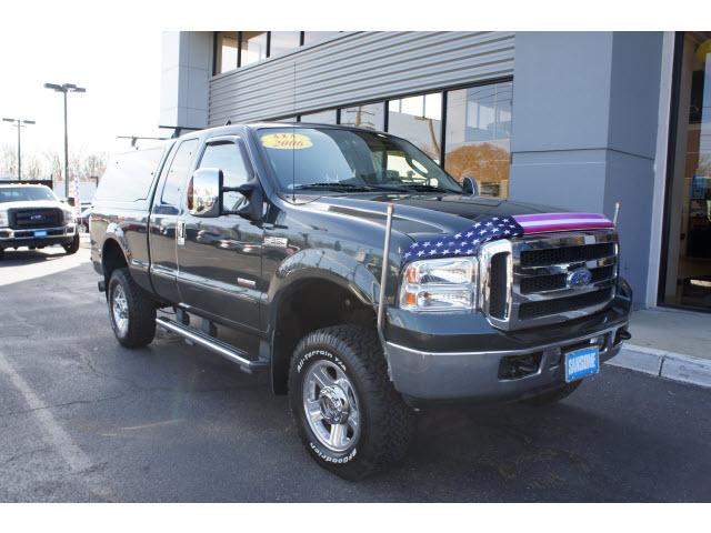 Photo of 2006 Ford F-350 Super Duty