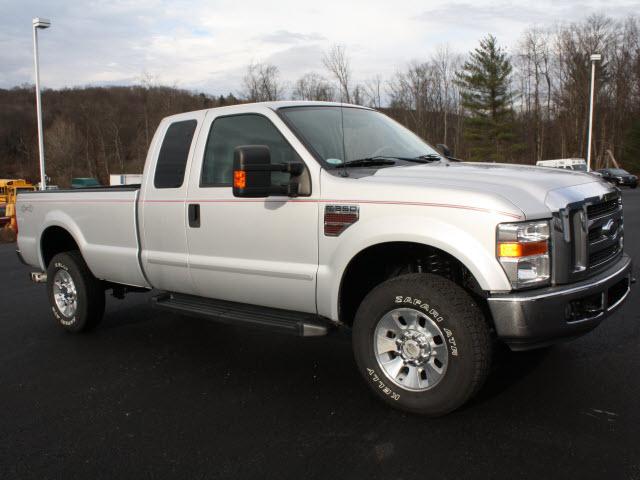 Photo of 2008 Ford F-350 Super Duty
