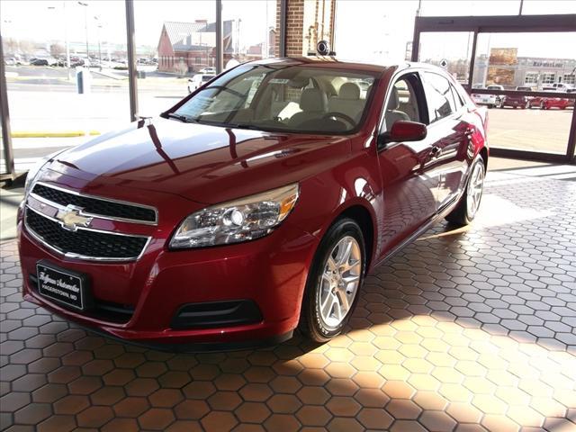 Photo of 2013 Chevrolet Malibu