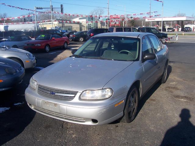 Photo of 2005 Chevrolet Classic