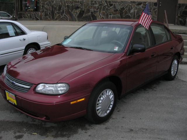 Photo of 2004 Chevrolet Classic