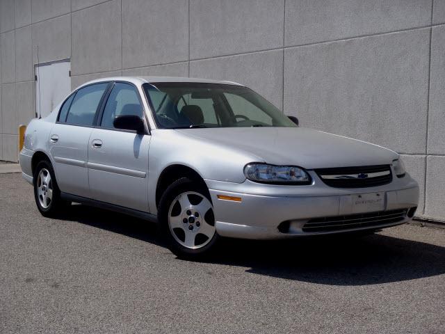 Photo of 2004 Chevrolet Classic