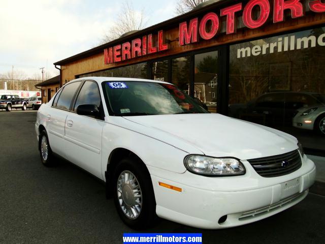Photo of 2005 Chevrolet Classic