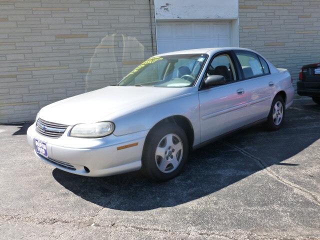 Photo of 2004 Chevrolet Malibu
