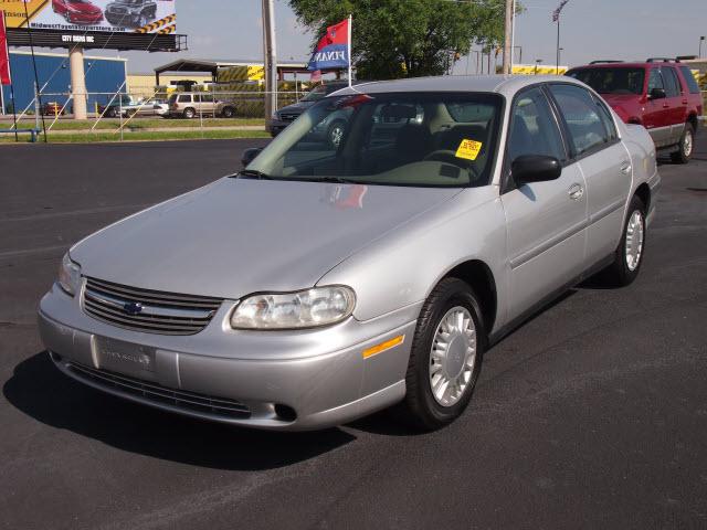 Photo of 2005 Chevrolet Classic