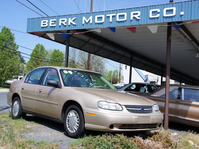 Photo of 2004 Chevrolet Classic