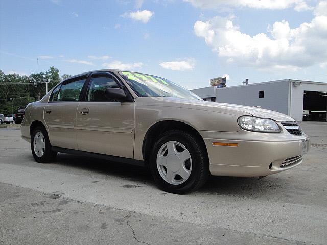 Photo of 2003 Chevrolet Malibu