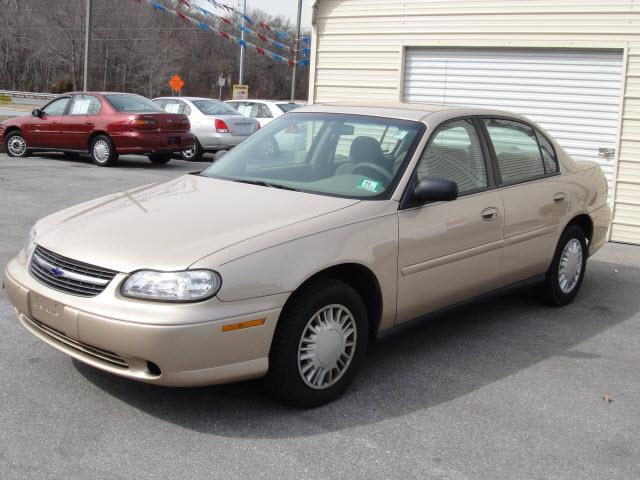 Photo of 2002 Chevrolet Malibu